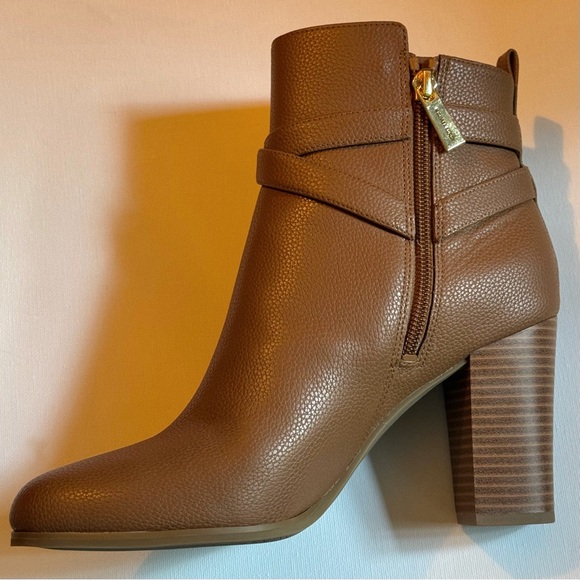 MICHAEL Michael Kors Preston Strap & Stud Bootie - Picture 3 of 7